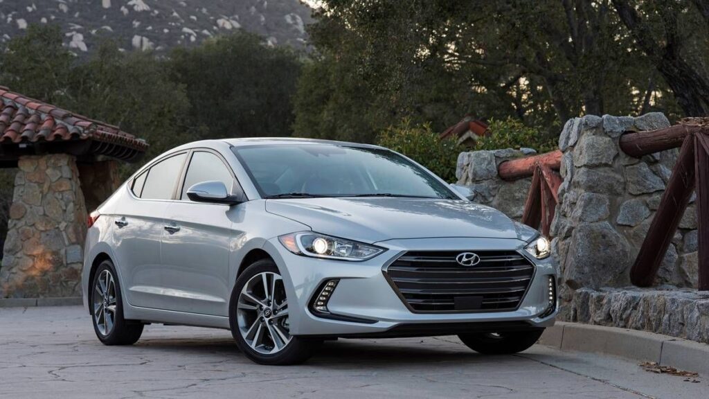 Hyundai Elantra car rental in LA