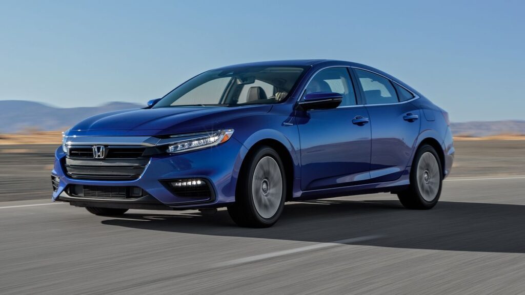 economy car blue prius for rent in LA