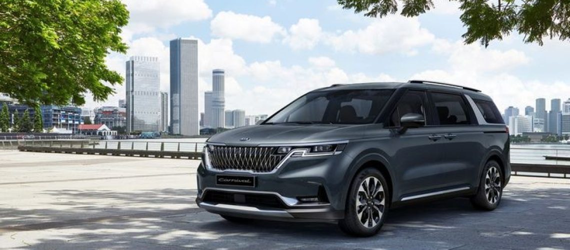 Kia Sedona for rent in LA